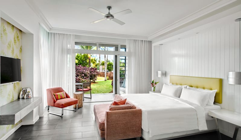 Long Beach-Junior Suite Pool Access_14647